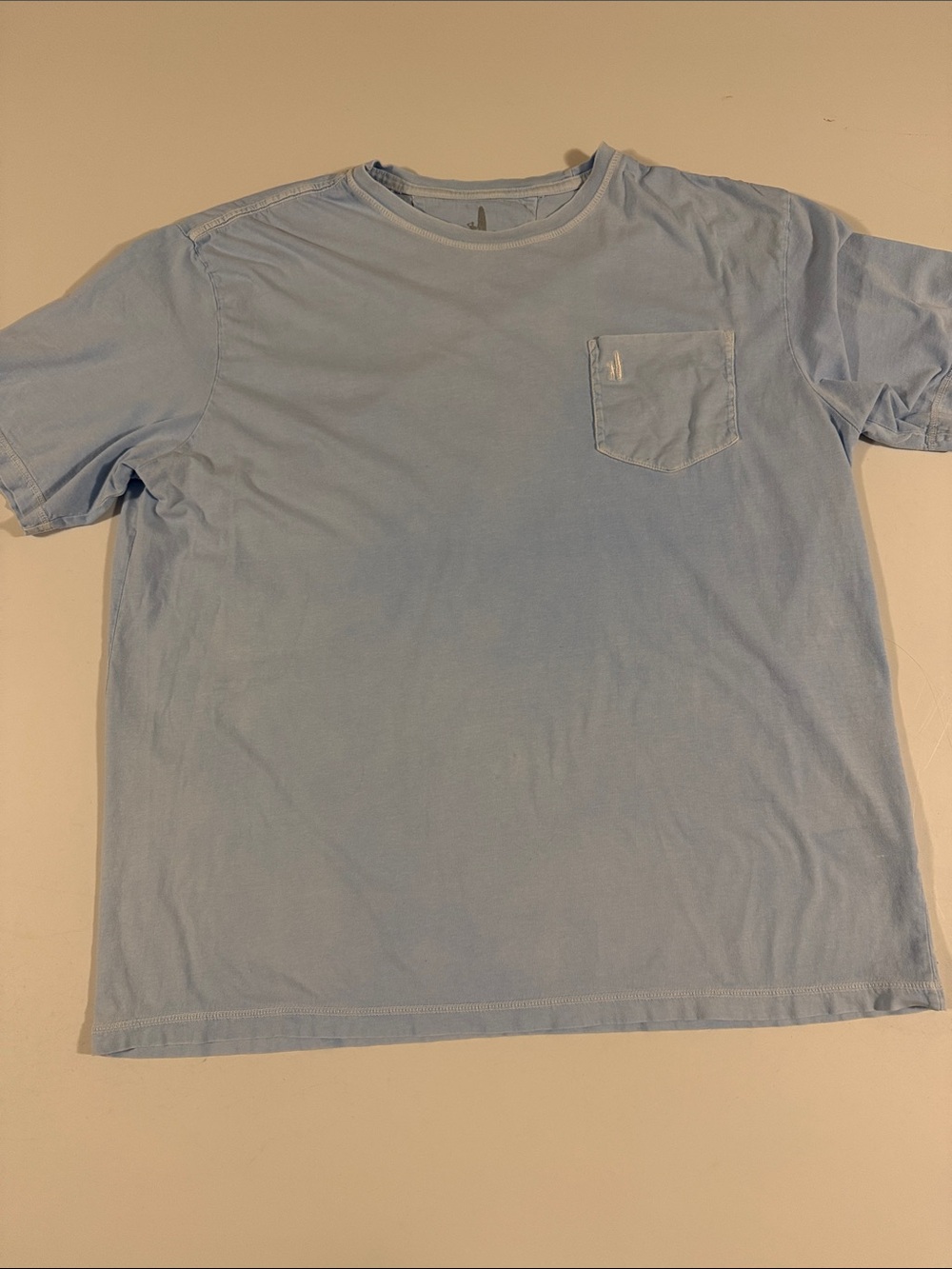 Johnnie-O Men’s XL Light Blue Pocket T-Shirt Garment Dyed Surfer Logo